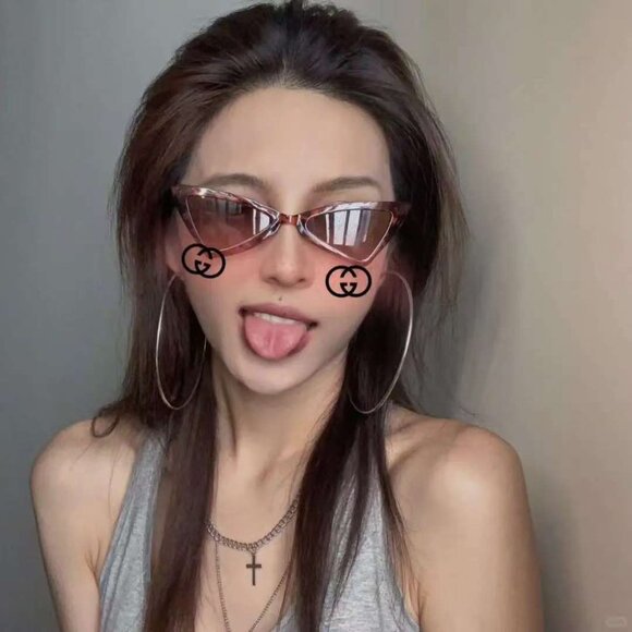 Meet your Posher, Ashley - Picture 1 of 1